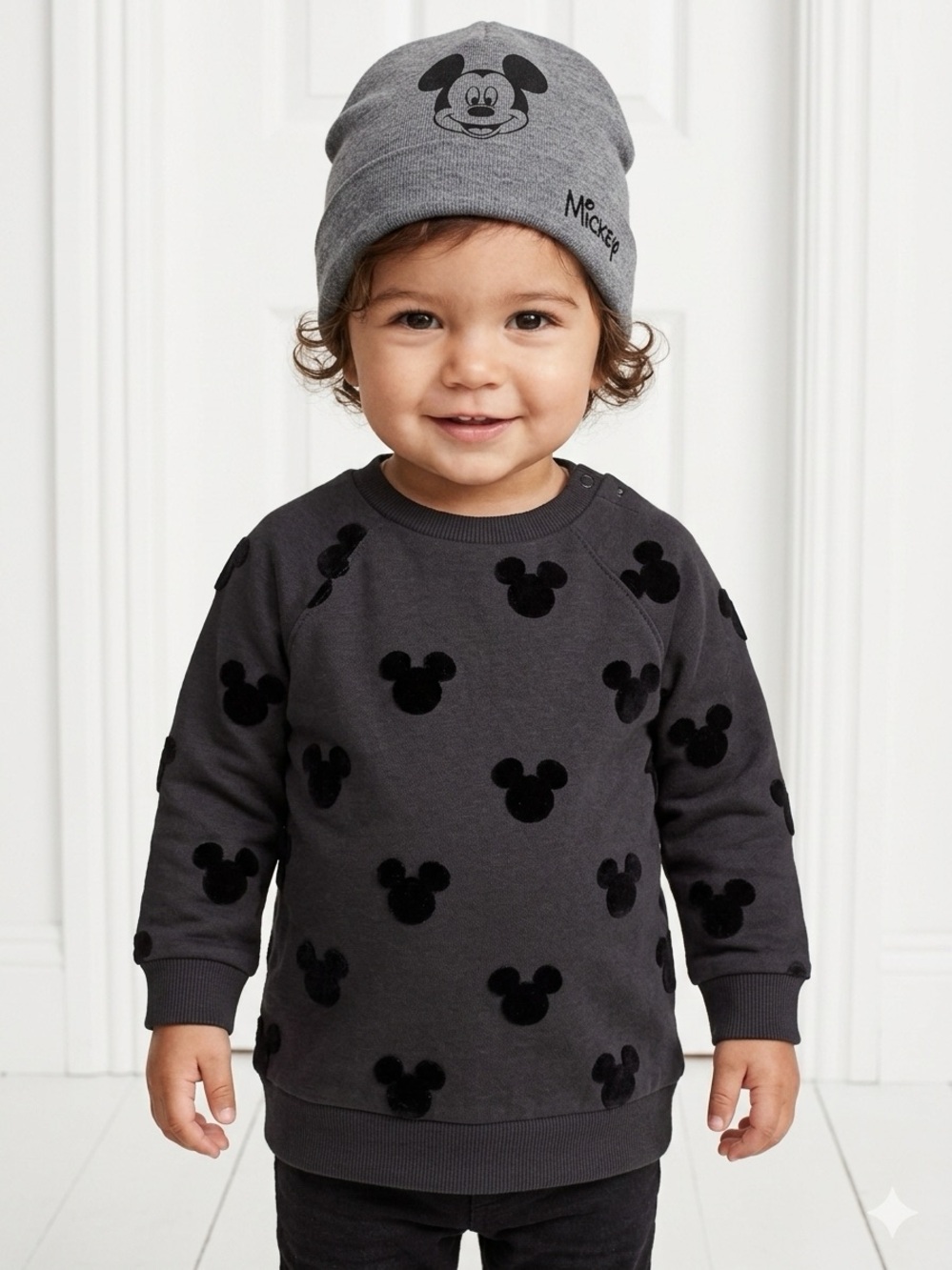 H&M x Disney Mickey Mouse Toddler Sweatshirt Flocked Velvet Black - 9-12M NWOT